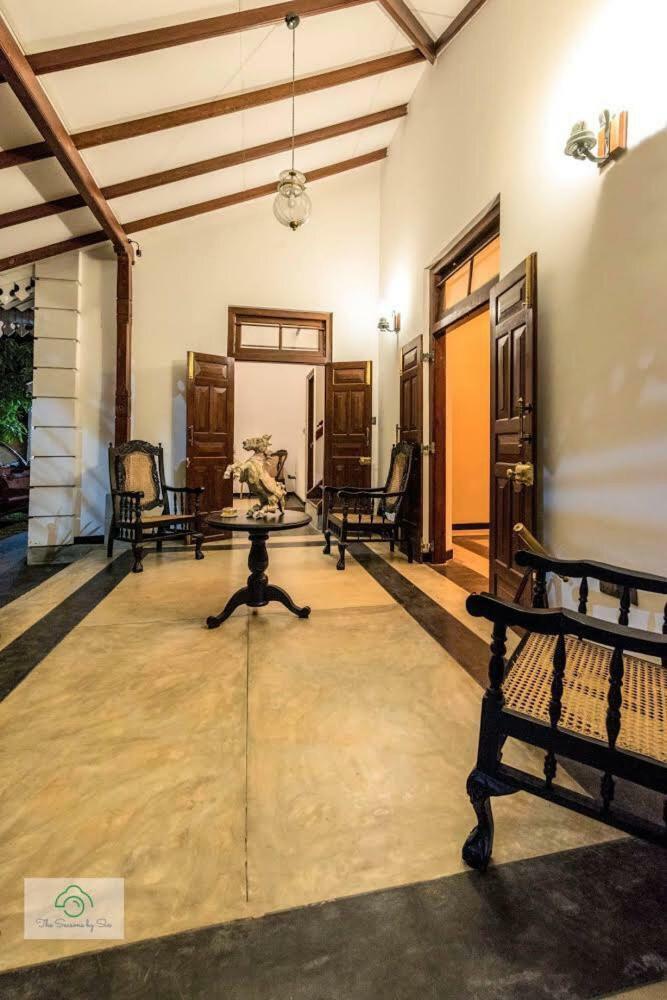 Headman House Antique Villa - A Seaside Royal Stay Ahangama Exterior photo